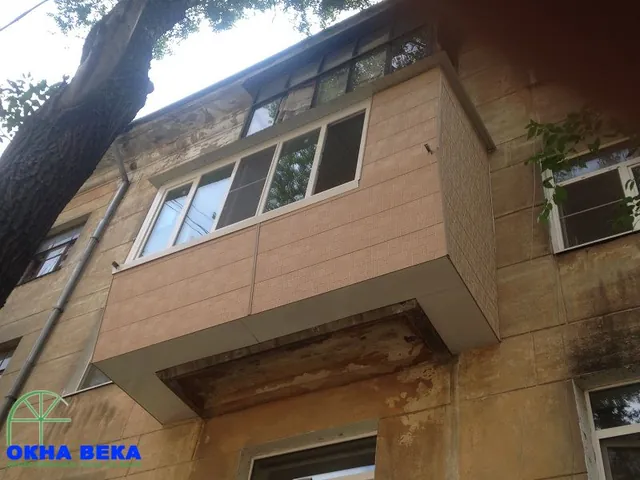 Балкон с отделкой снаружи