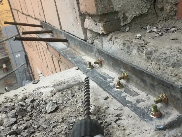 Анкеровка каркаса в плиту
